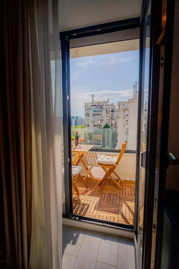 Union Plaza - Balcony Delight In City Center Bucharest Romania